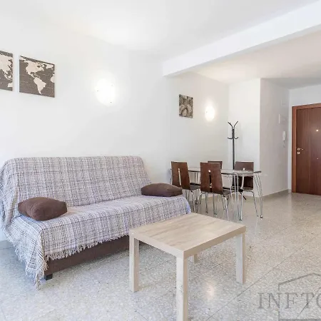 Apartament Inftour Paola Iii
