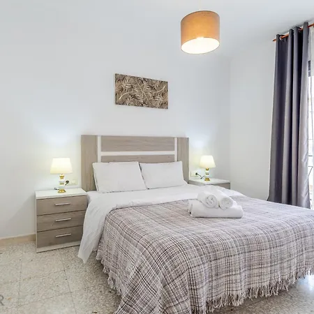 Apartamento Inftour Paola Iii